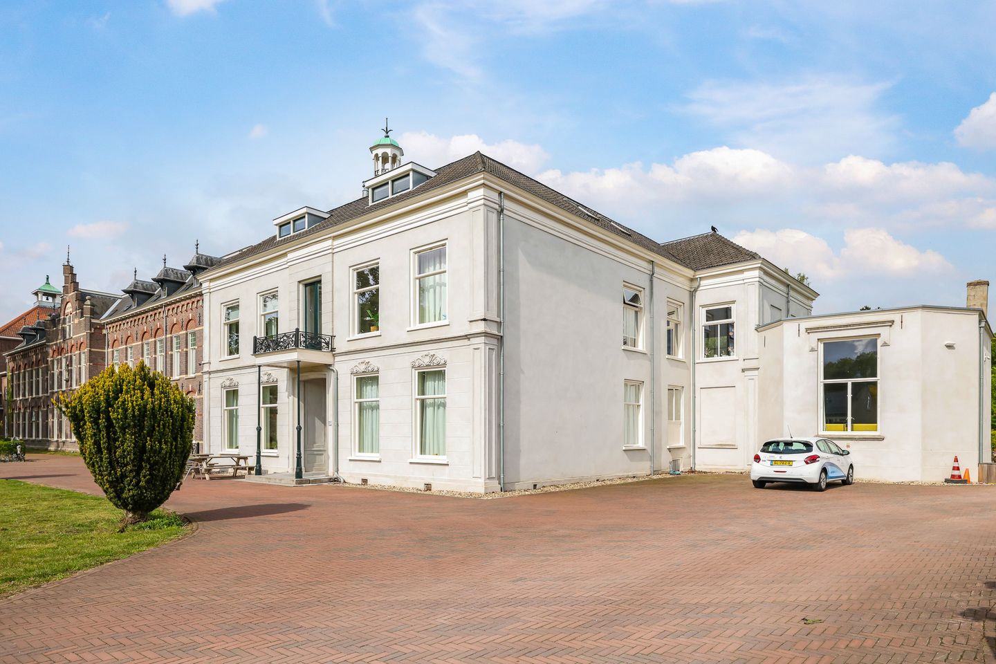 Bekijk foto 4 van Bredestraat 170