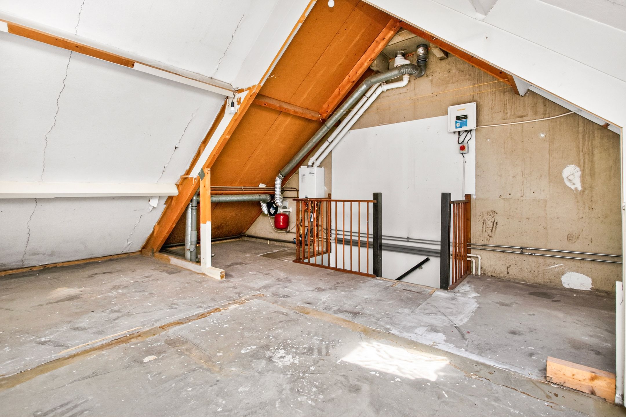 Photo 30 of Peter van Anrooystraat 24