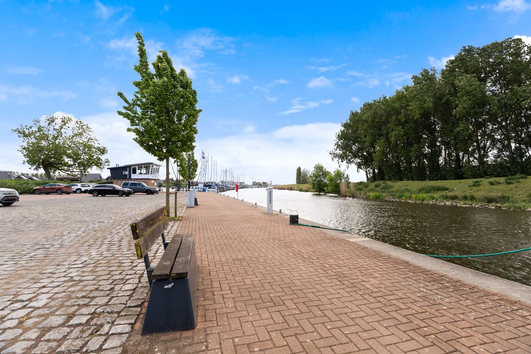 Foto 41 van Kerkstraat 7-A