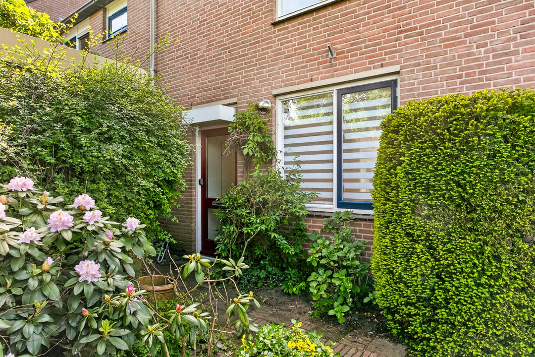 Photo 8 of Peter van Anrooystraat 24