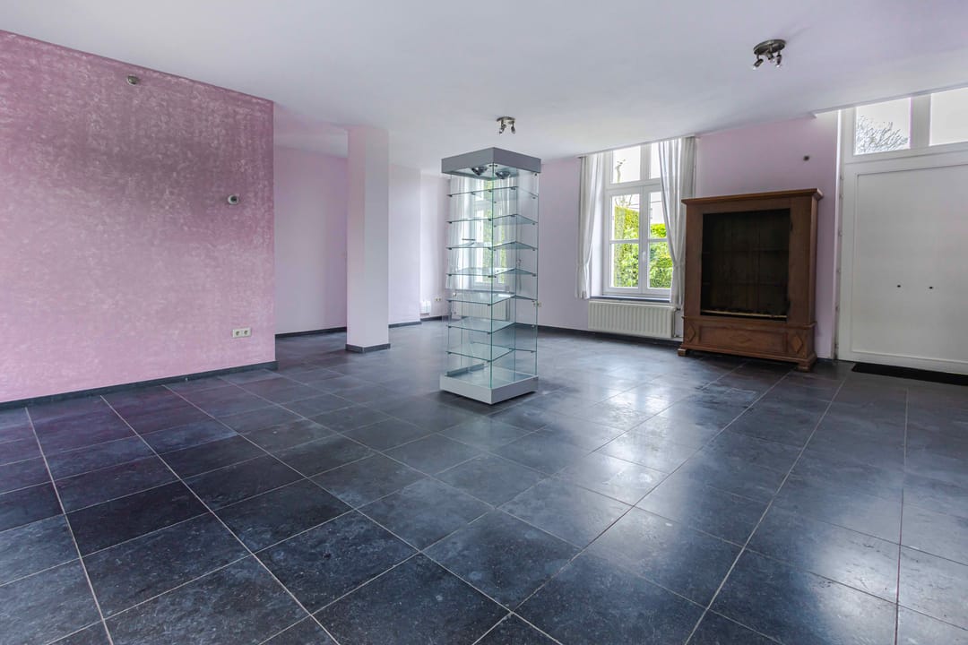 Photo 11 of Patronaatstraat 5