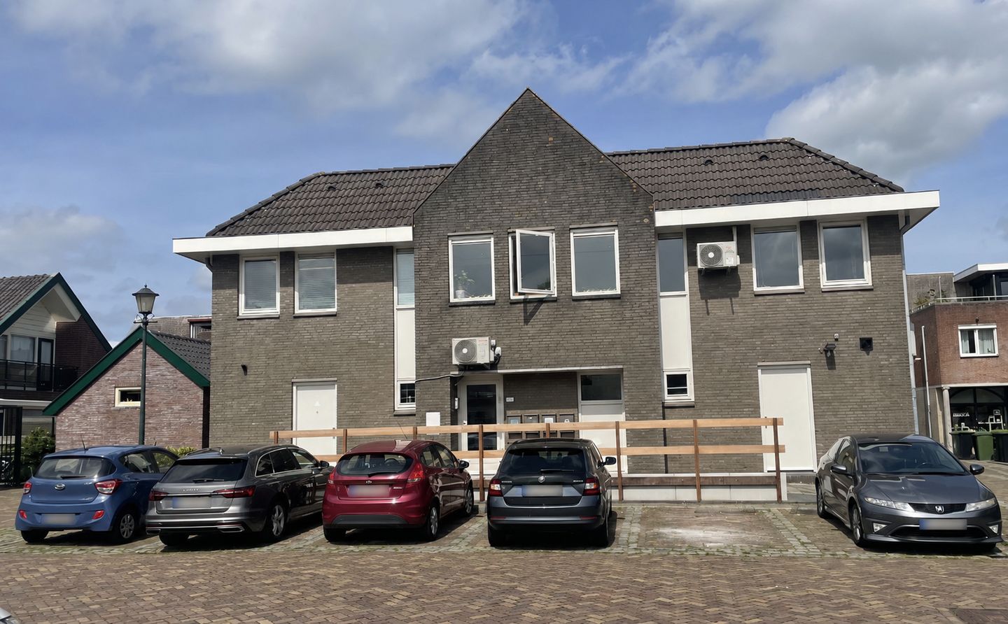 Bekijk foto 1 van Kerklaan 100