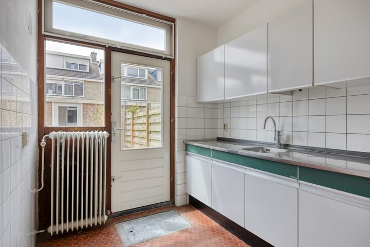 Tussenwoning te koop: Van Duyvenvoordelaan 18, Hendrik-Ido-Ambacht