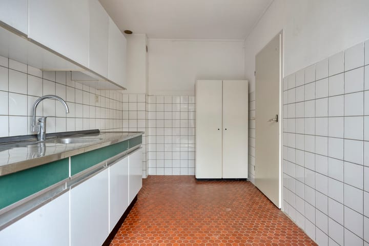 Tussenwoning te koop: Van Duyvenvoordelaan 18, Hendrik-Ido-Ambacht