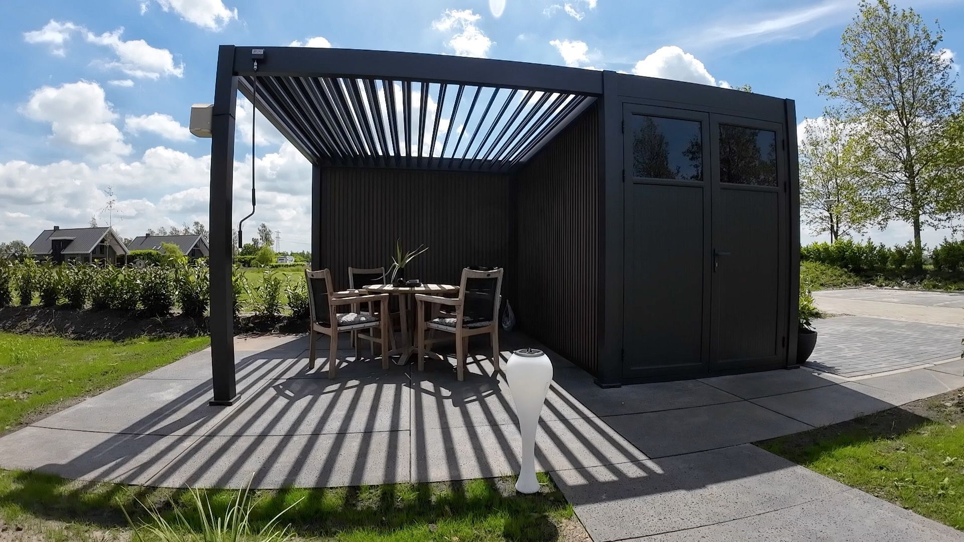 3-bedroom freehold villa in Noardburgum — photo 3 of 5