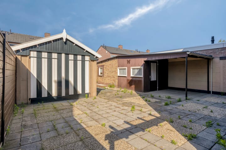 Foto 4 van Schoolstraat 10