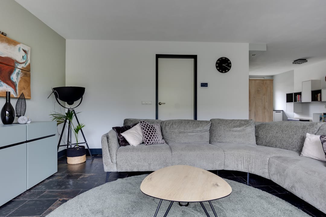 Move-in ready semi-detached family home with sunny south garden and solar panels — 13