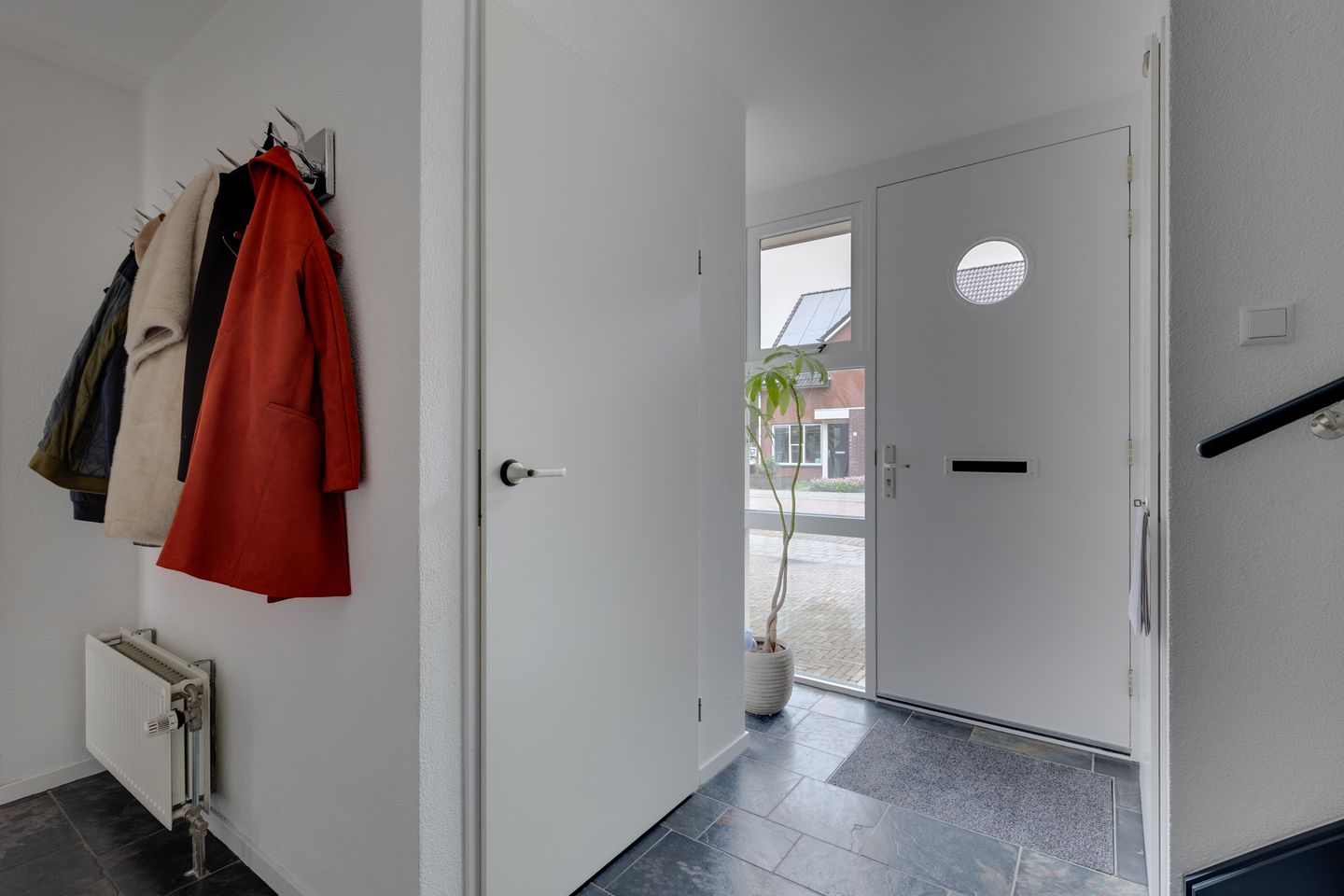 Move-in ready semi-detached family home with sunny south garden and solar panels — 25