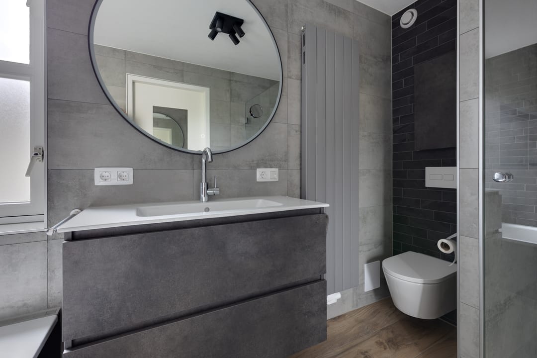 Move-in ready semi-detached family home with sunny south garden and solar panels — 37