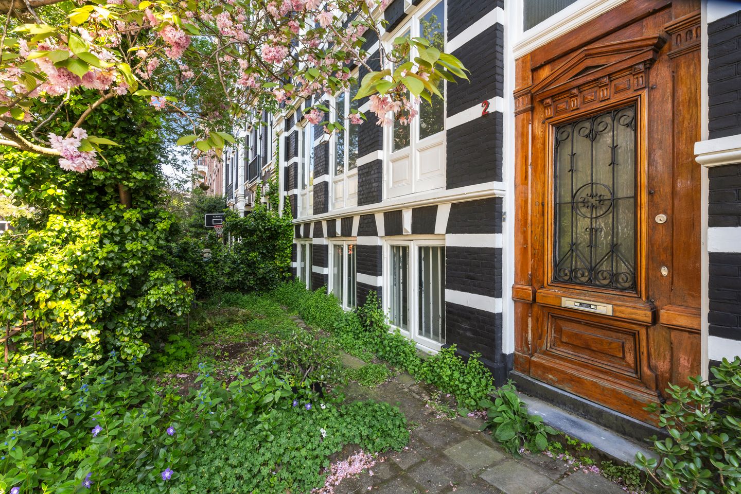 Foto 4 van Burmanstraat 2