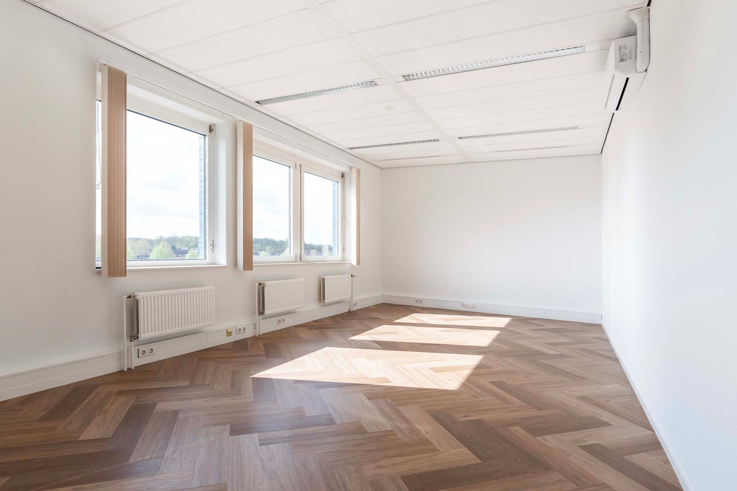 Bekijk foto 2 van Linie 540-578