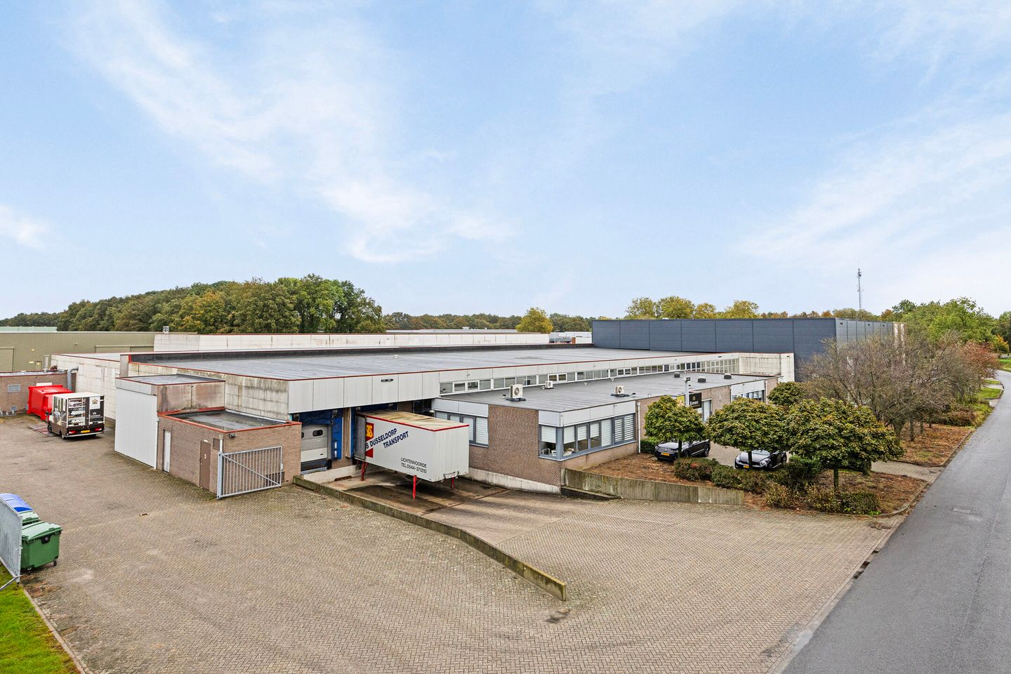 Bekijk foto 1 van Bedrijvenpark Twente 316