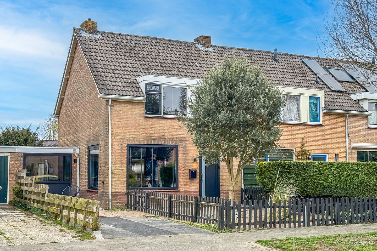 Photo 10 of Ravenstraat 17