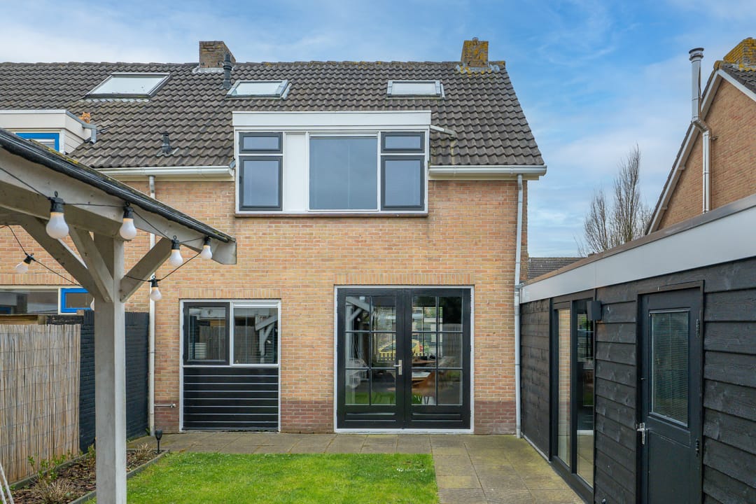 Photo 61 of Ravenstraat 17