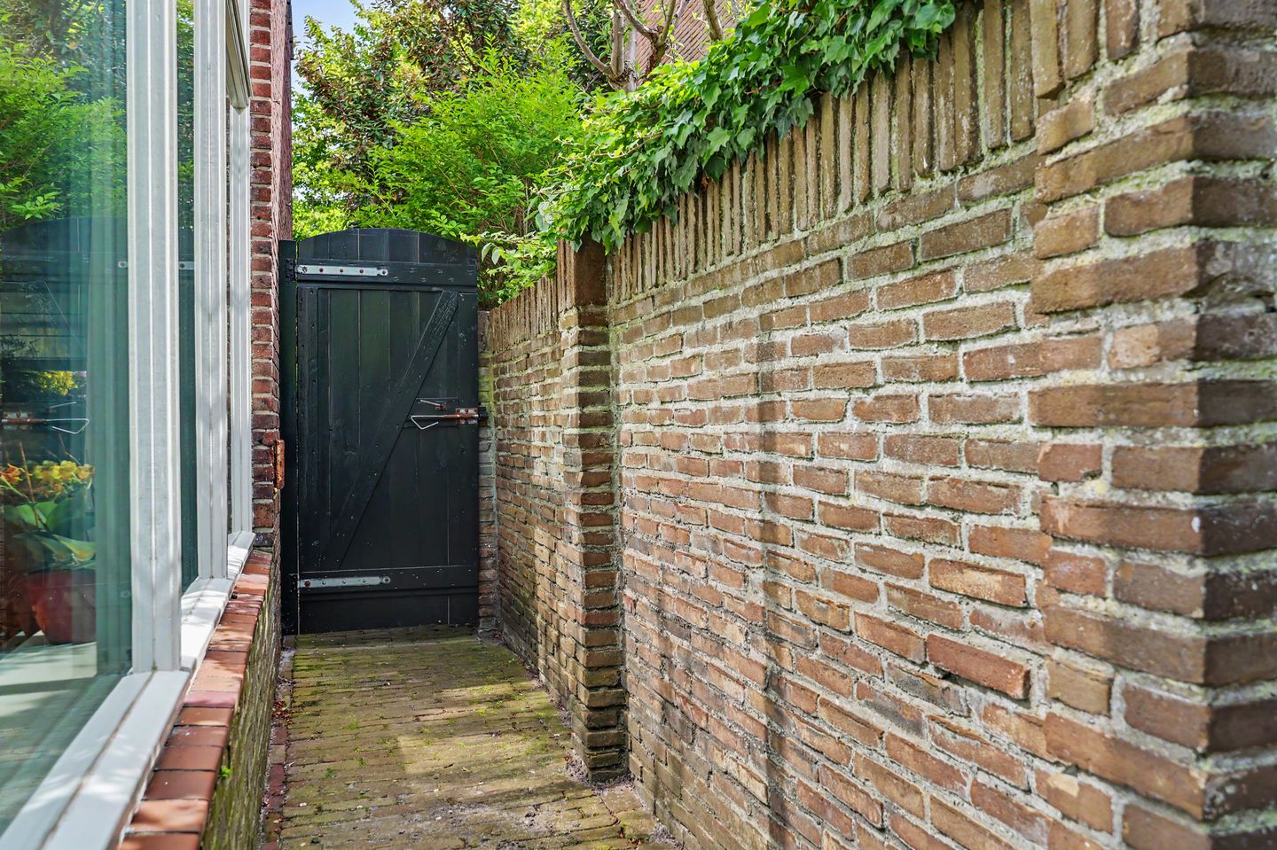 Foto 44 van Molenstraat 212