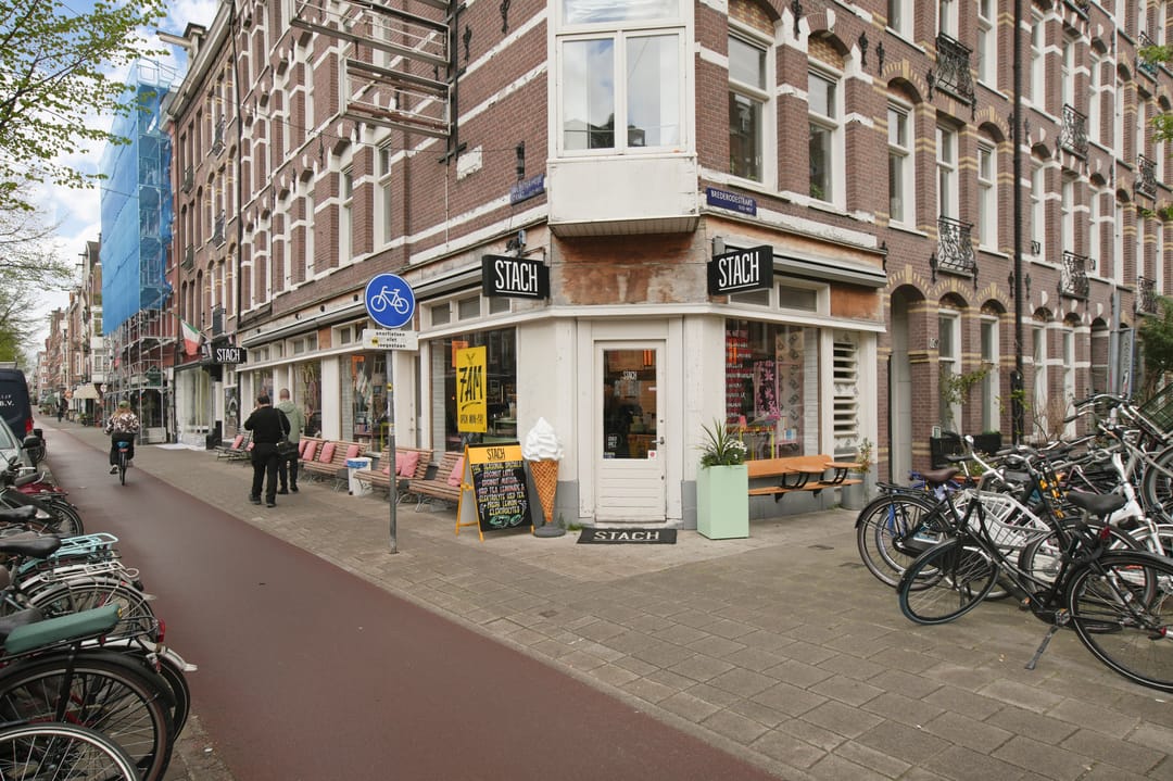 Foto 22 van Brederodestraat 71-2