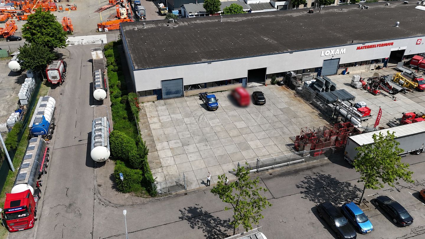 Bekijk foto 1 van Maxwellstraat 12