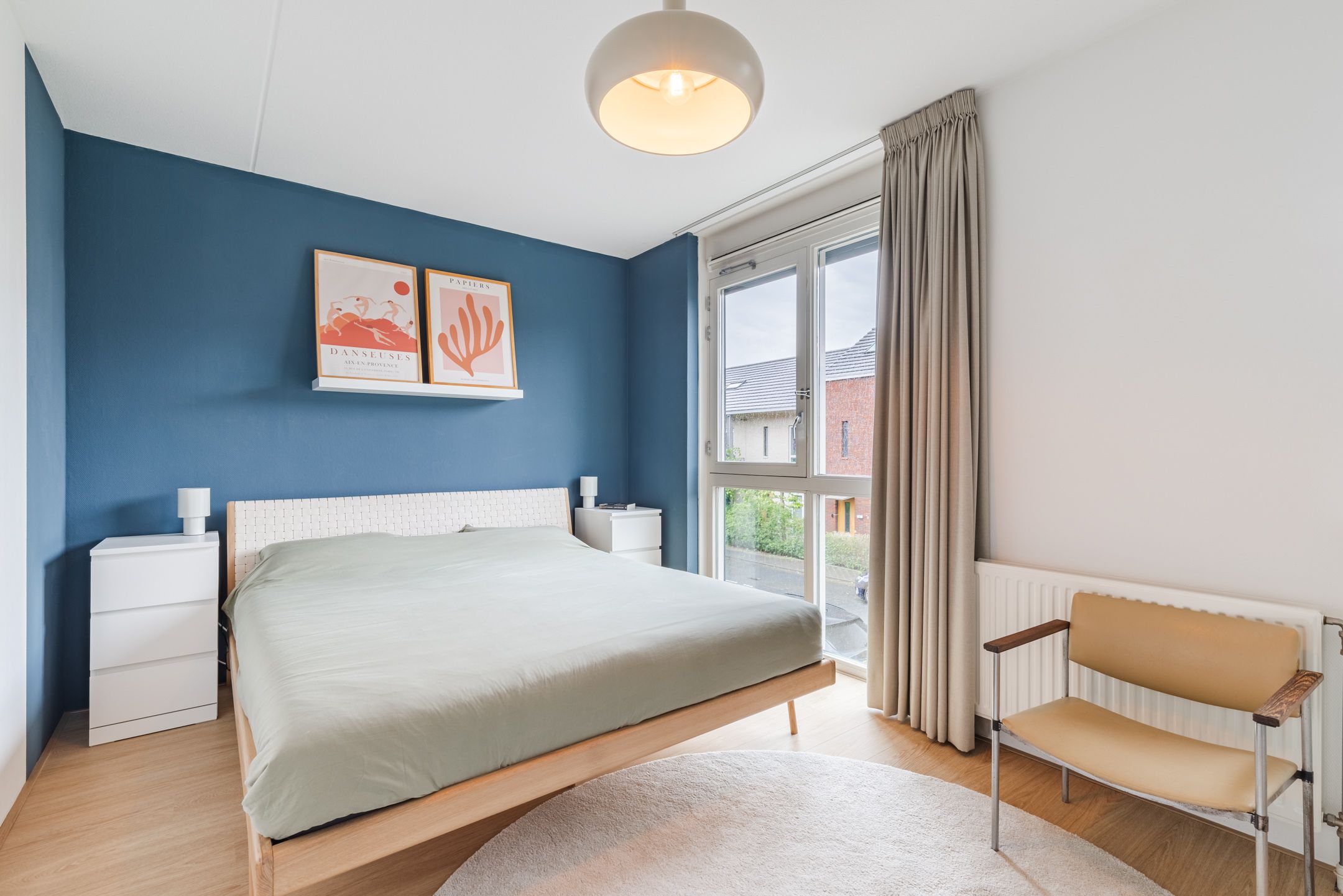 Photo 42 of Van den Broekstraat 104
