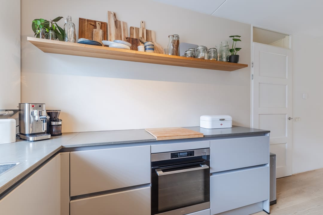 Photo 31 of Van den Broekstraat 104