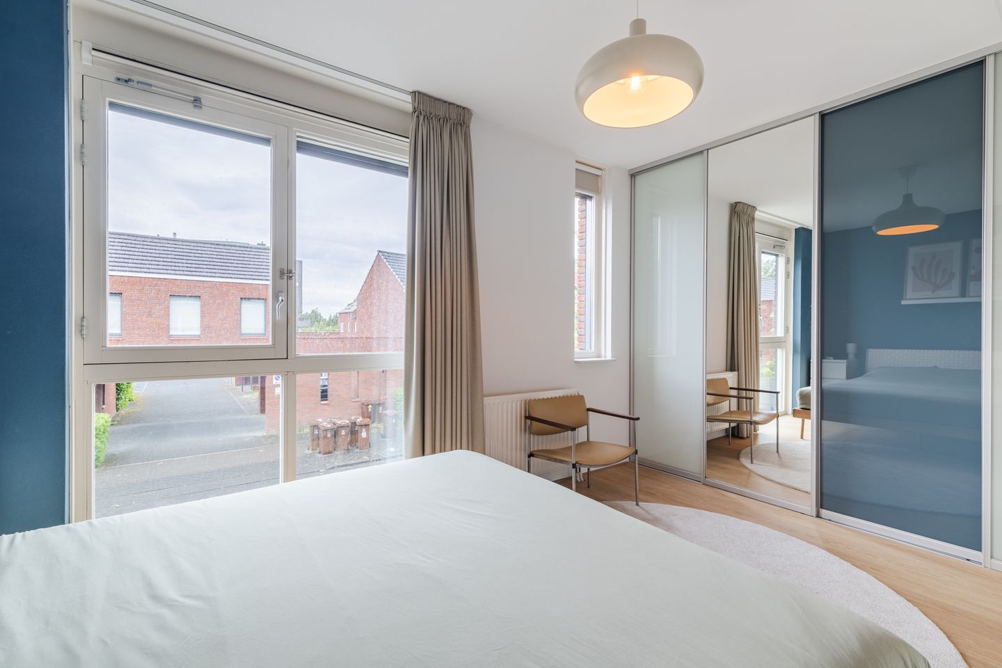 Photo 44 of Van den Broekstraat 104
