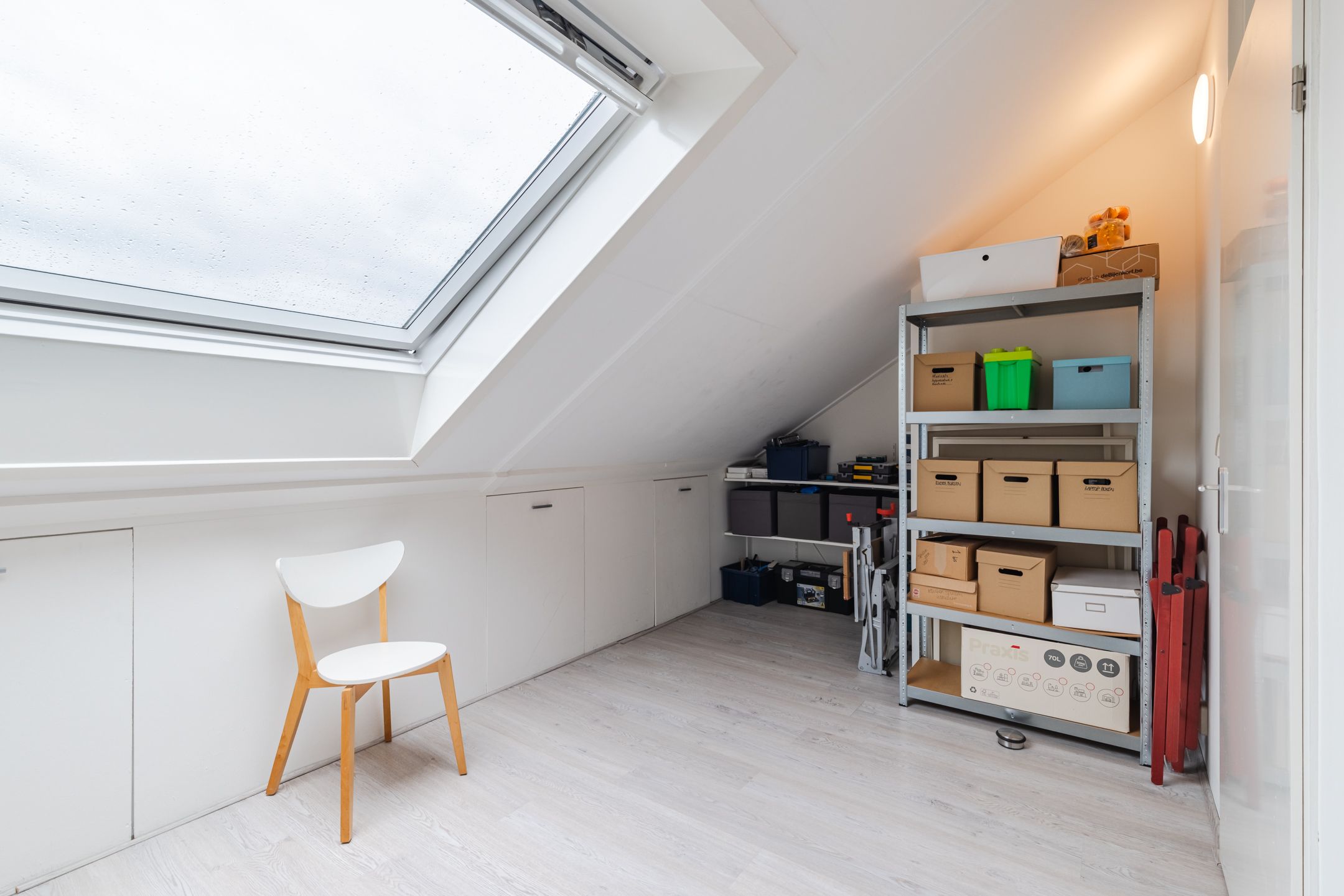 Photo 60 of Van den Broekstraat 104