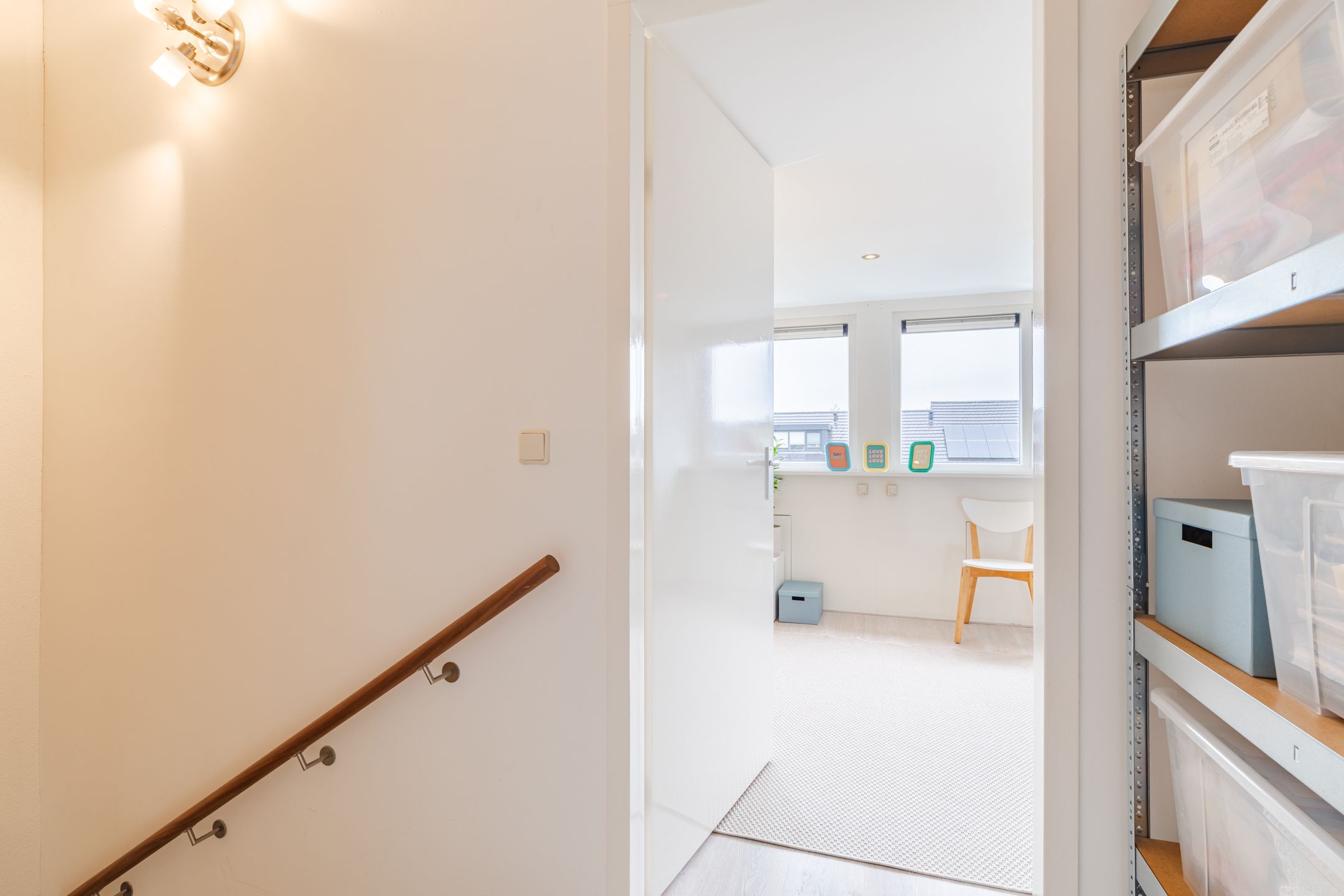 Photo 51 of Van den Broekstraat 104