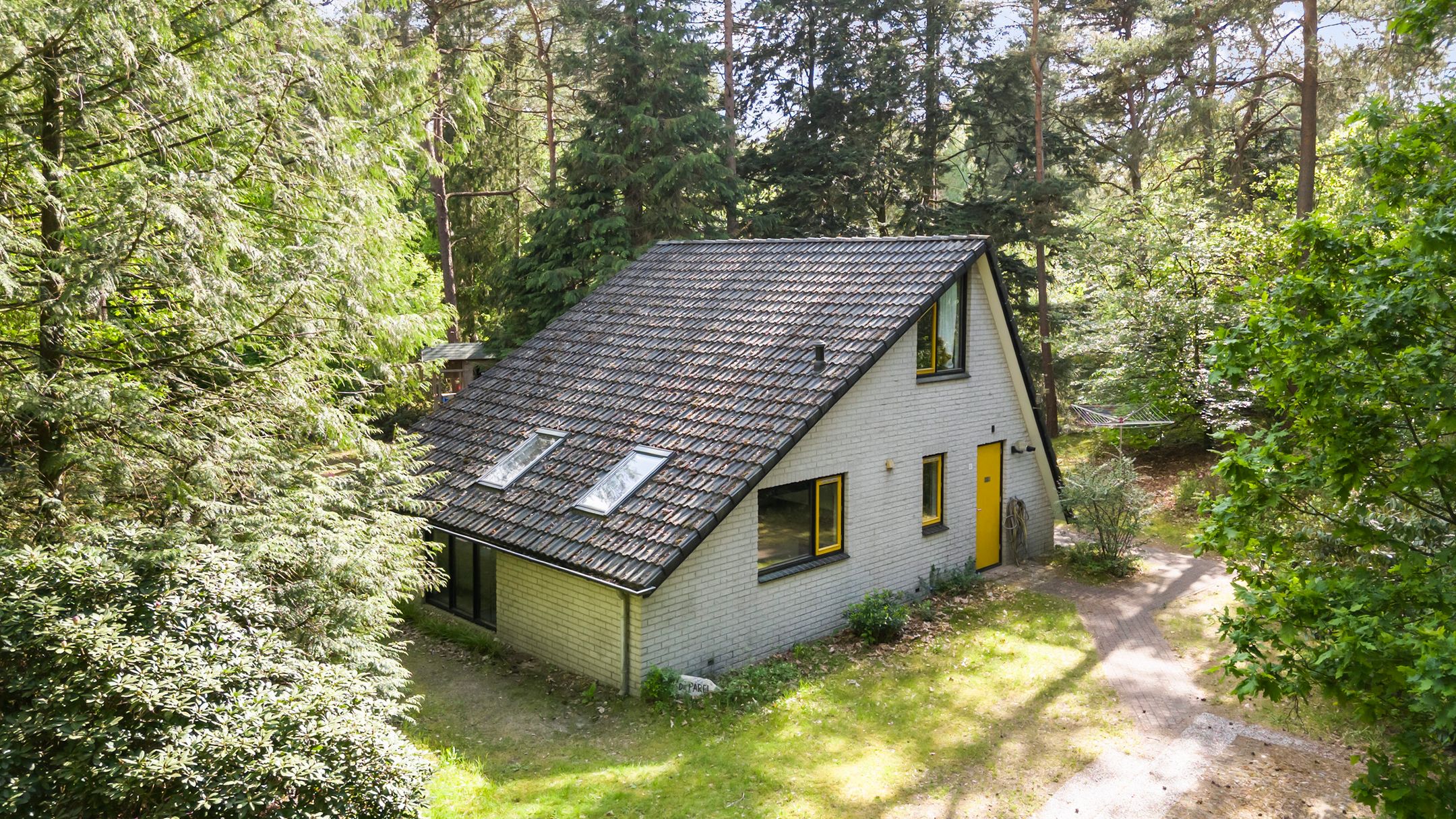 3-bedroom freehold villa in Nunspeet — photo 1 of 5