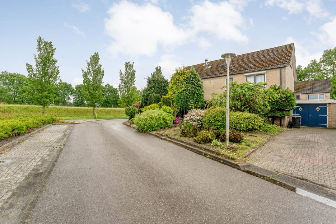 Foto 2 van E E G laan 18