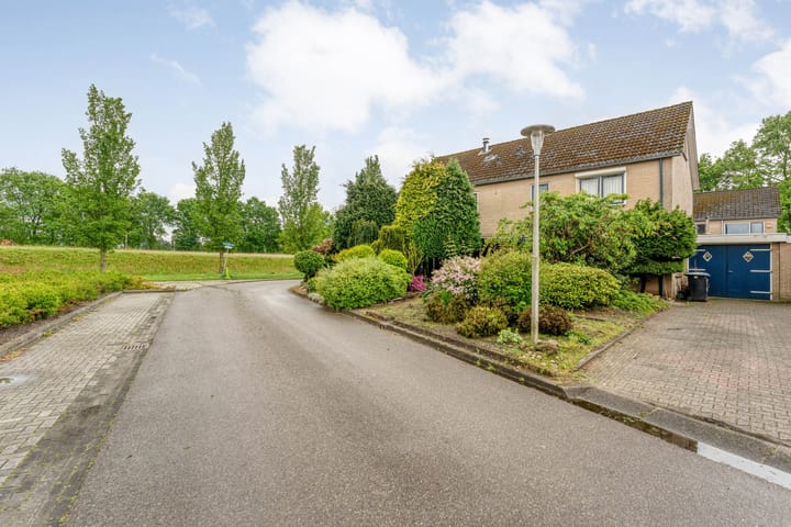 Foto 2 van E E G laan 18