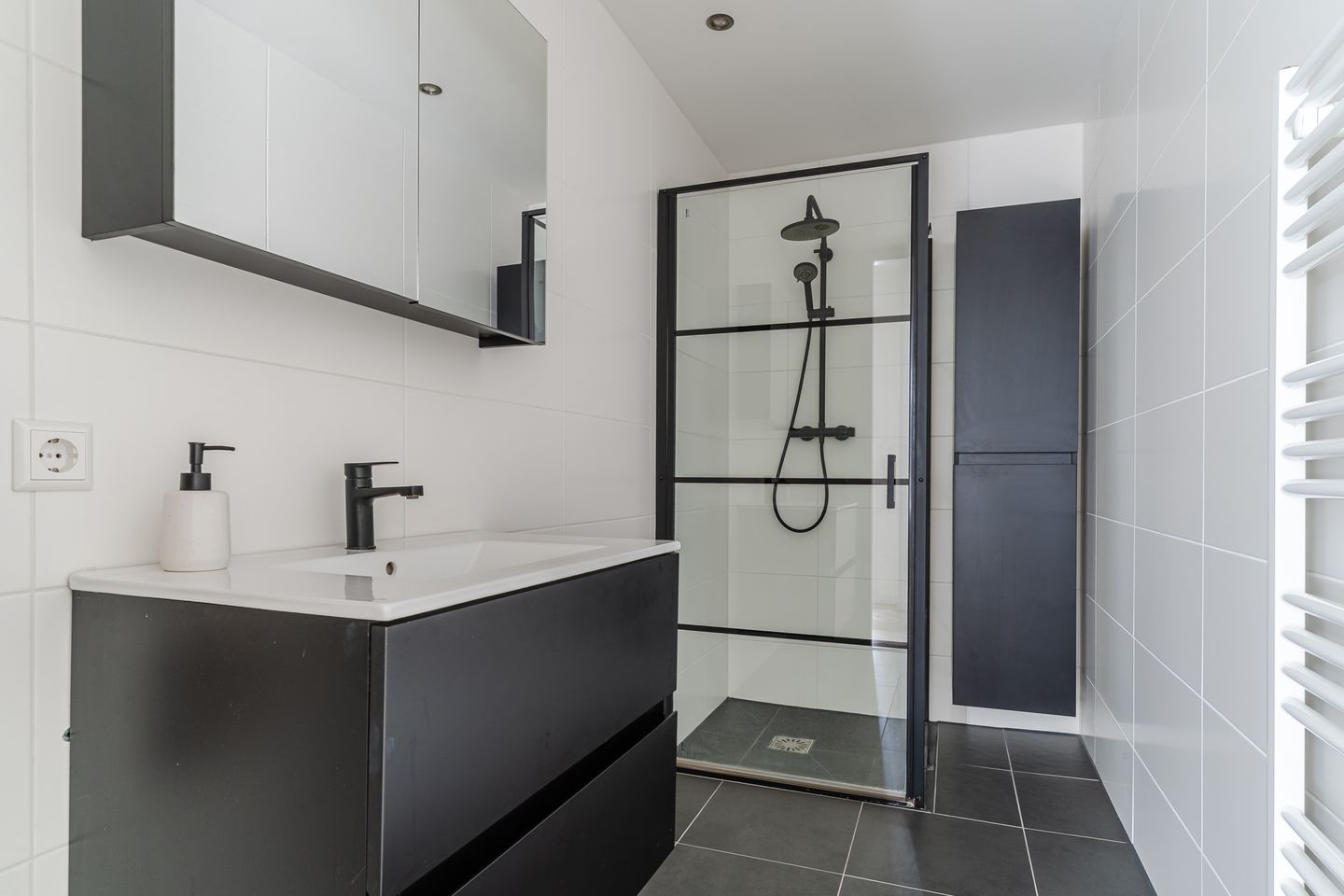 Foto 4 van Dubbelebuurt 2-B10