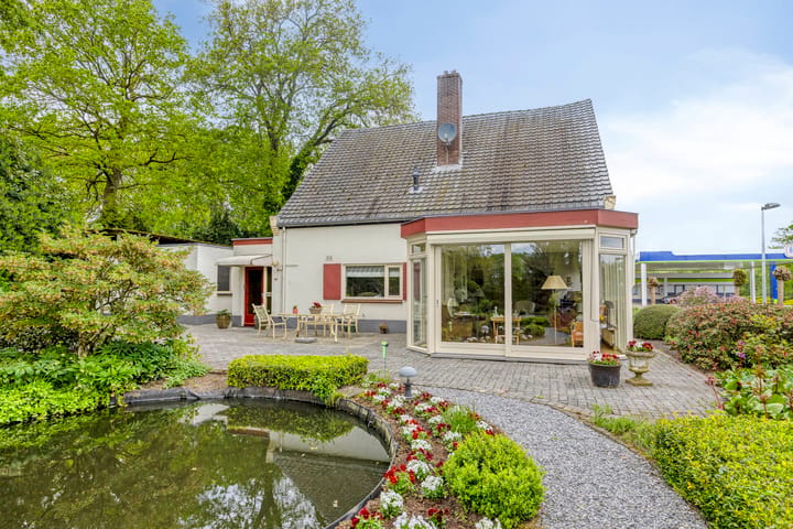 Vrijstaande woning te koop: Kouwenaarsweg 88, Vaassen