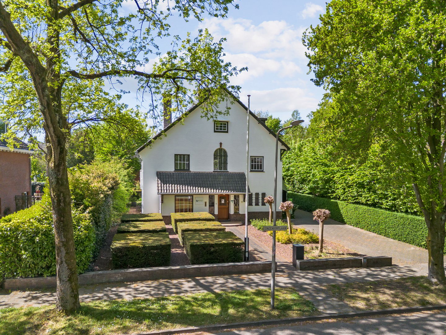 Bekijk foto 2 van Zinzendorflaan 9