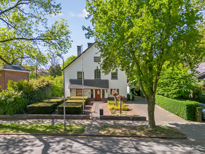 Zinzendorflaan 9, Zeist