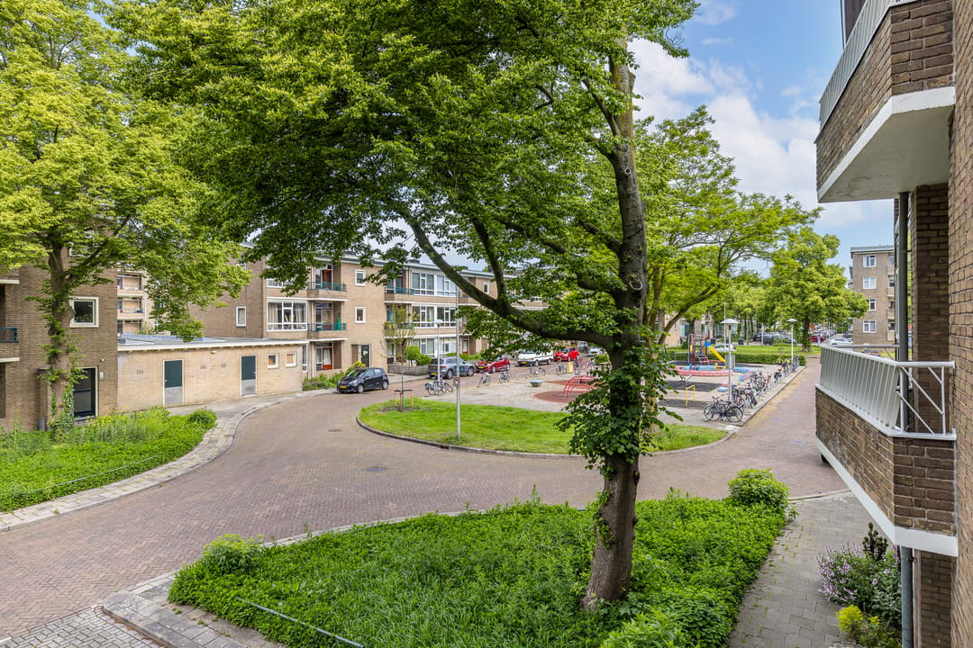 Foto 23 van Ridderplantsoen 23-1