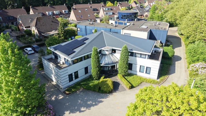 Azelosestraat 23, Borne