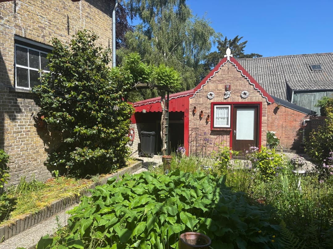 Photo 32 of Weststraat 36