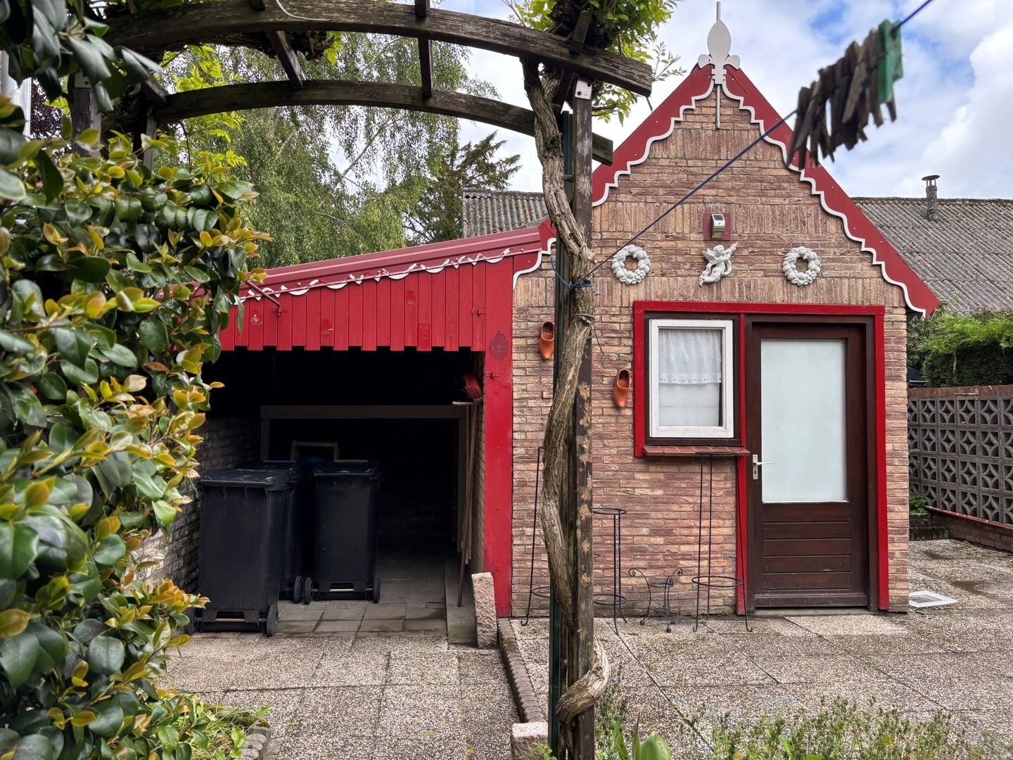 Photo 34 of Weststraat 36