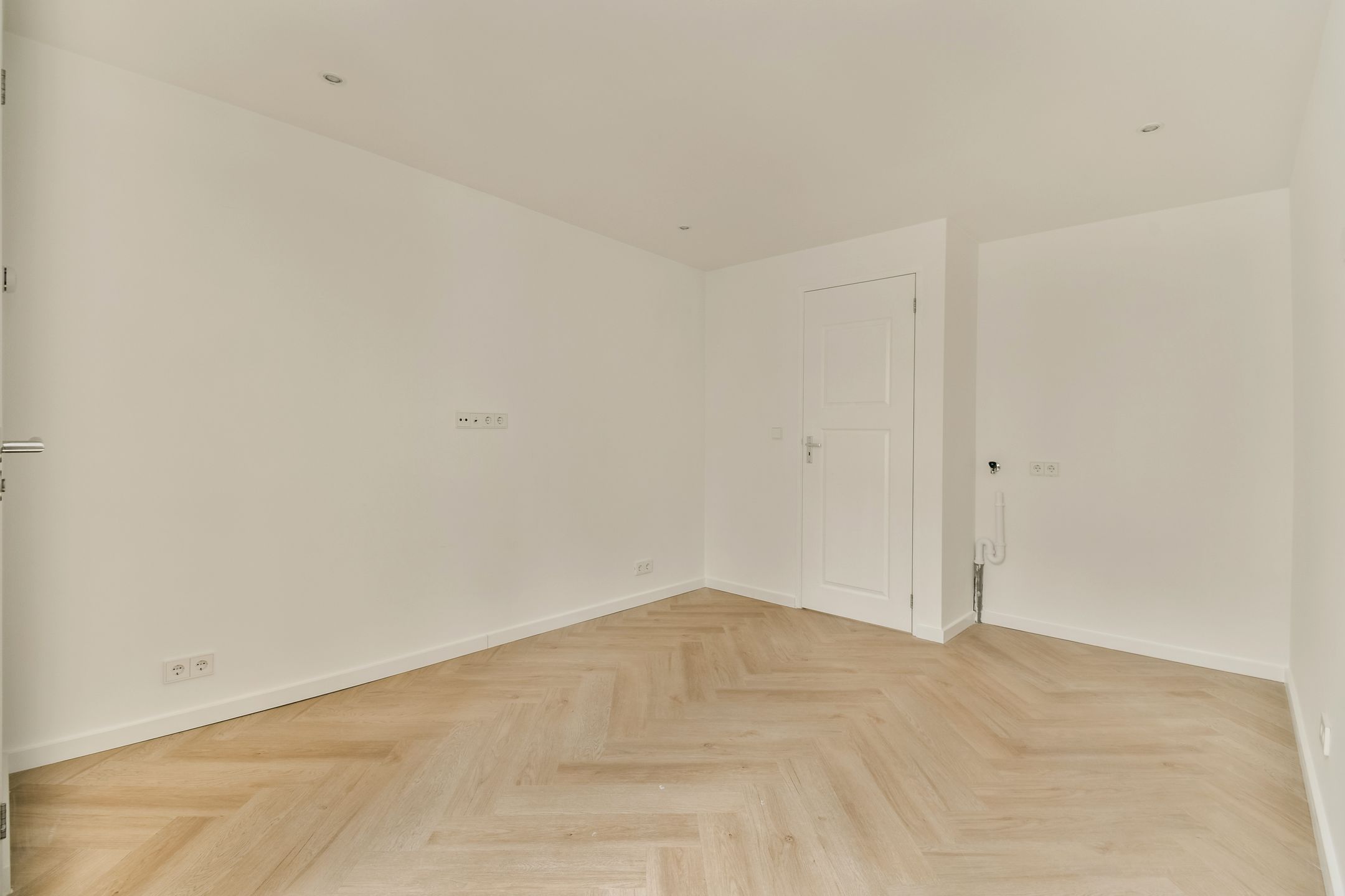 Photo 9 of Fokke Simonszstraat 84-2