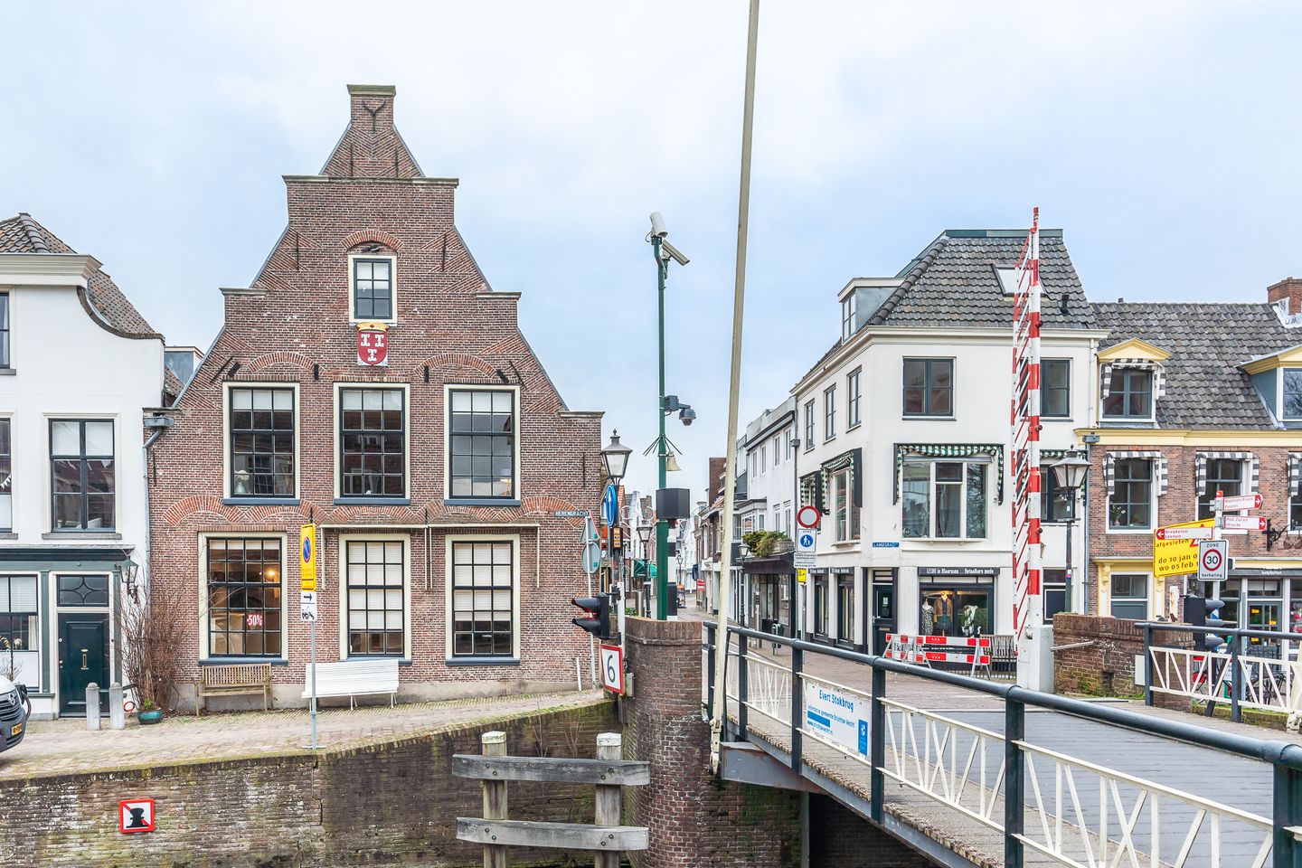 View photo 2 of Kaatsbaan 2