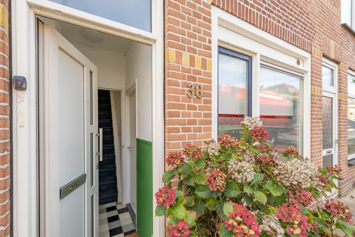 Foto 4 van Korenbloemstraat 38