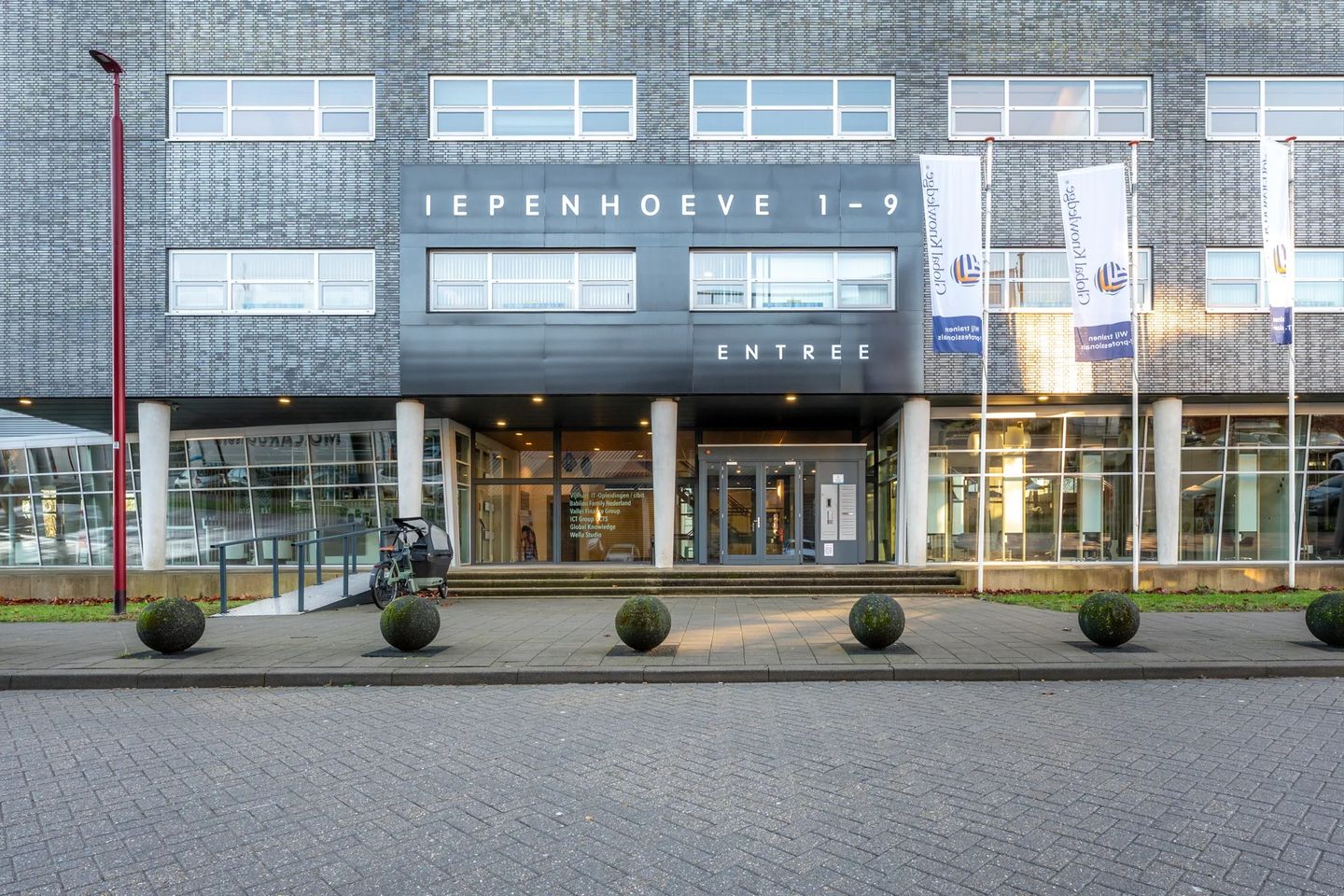 Bekijk foto 4 van Iepenhoeve 1-9