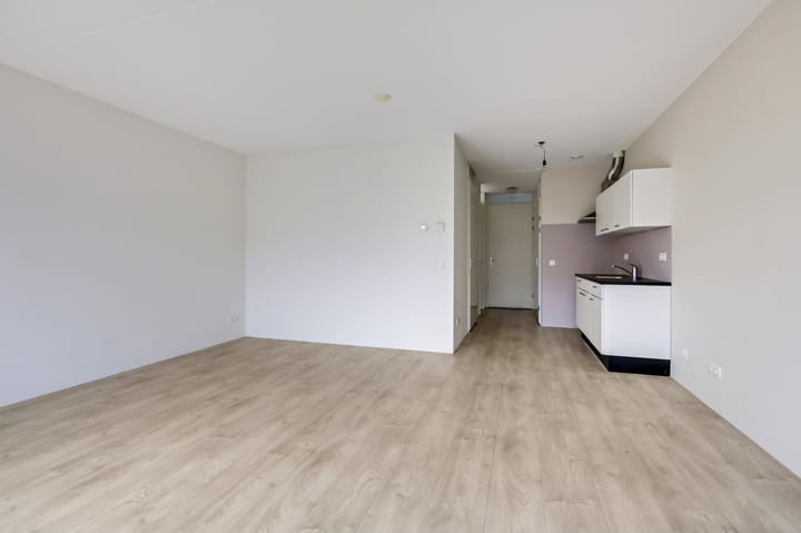 Tussenwoning te huur: Slink 3, Azewijn