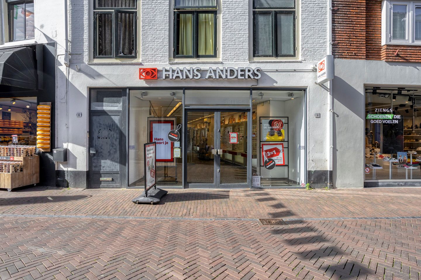 Bekijk foto 2 van Wolleweverstraat 14