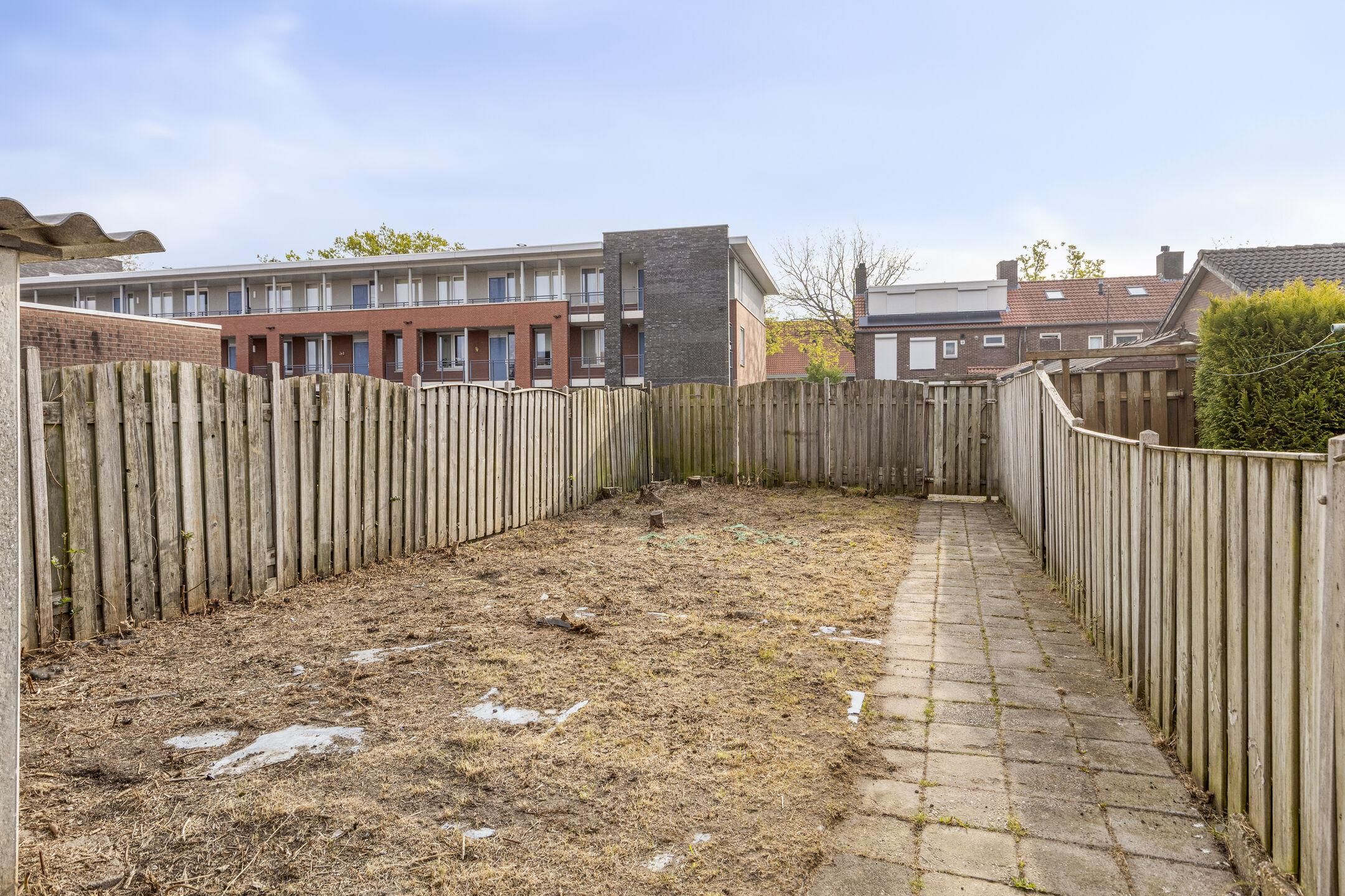 Photo 33 of Mr. C. Goselingstraat 61