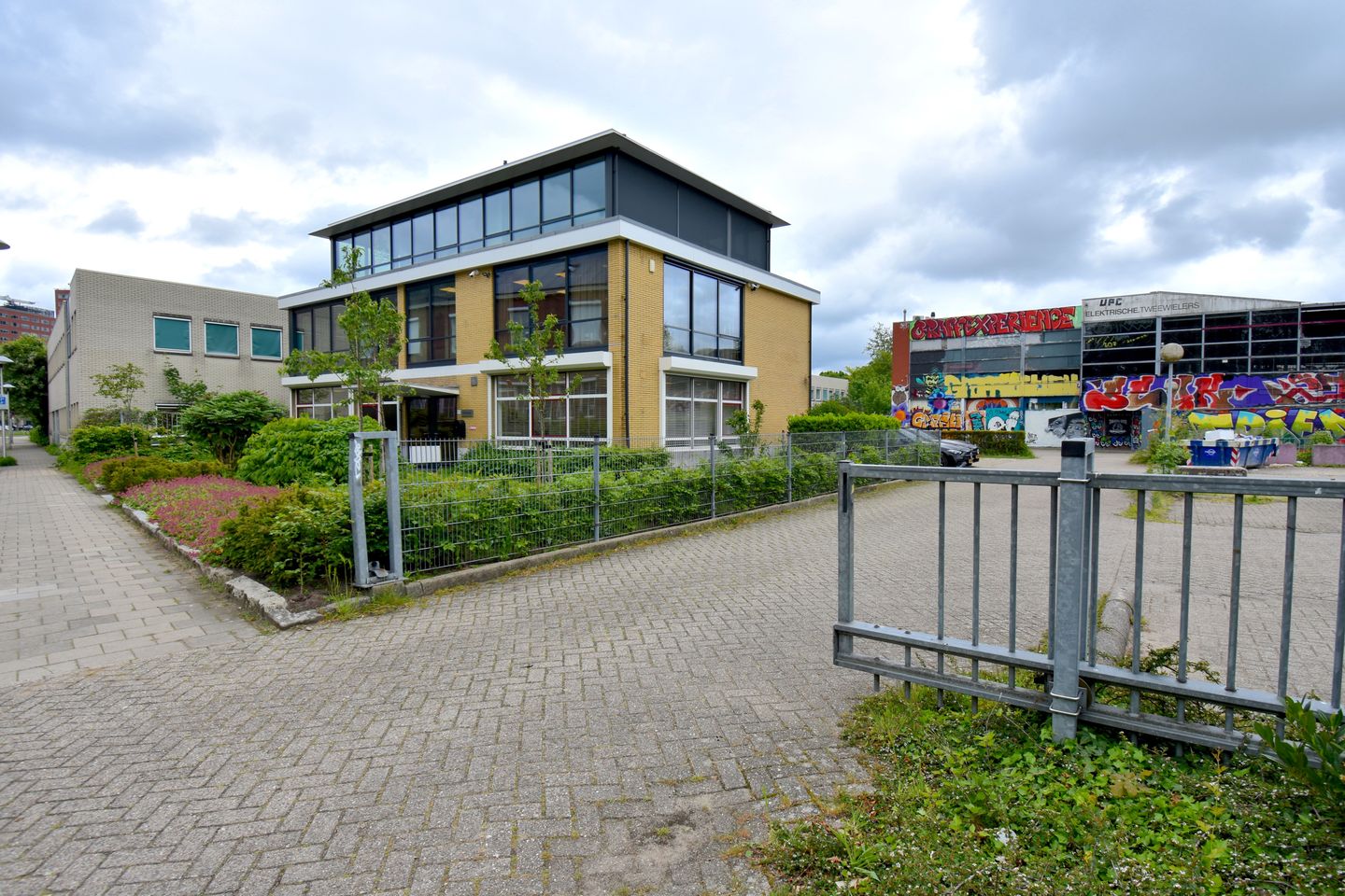 Bekijk foto 3 van Leidseweg 93