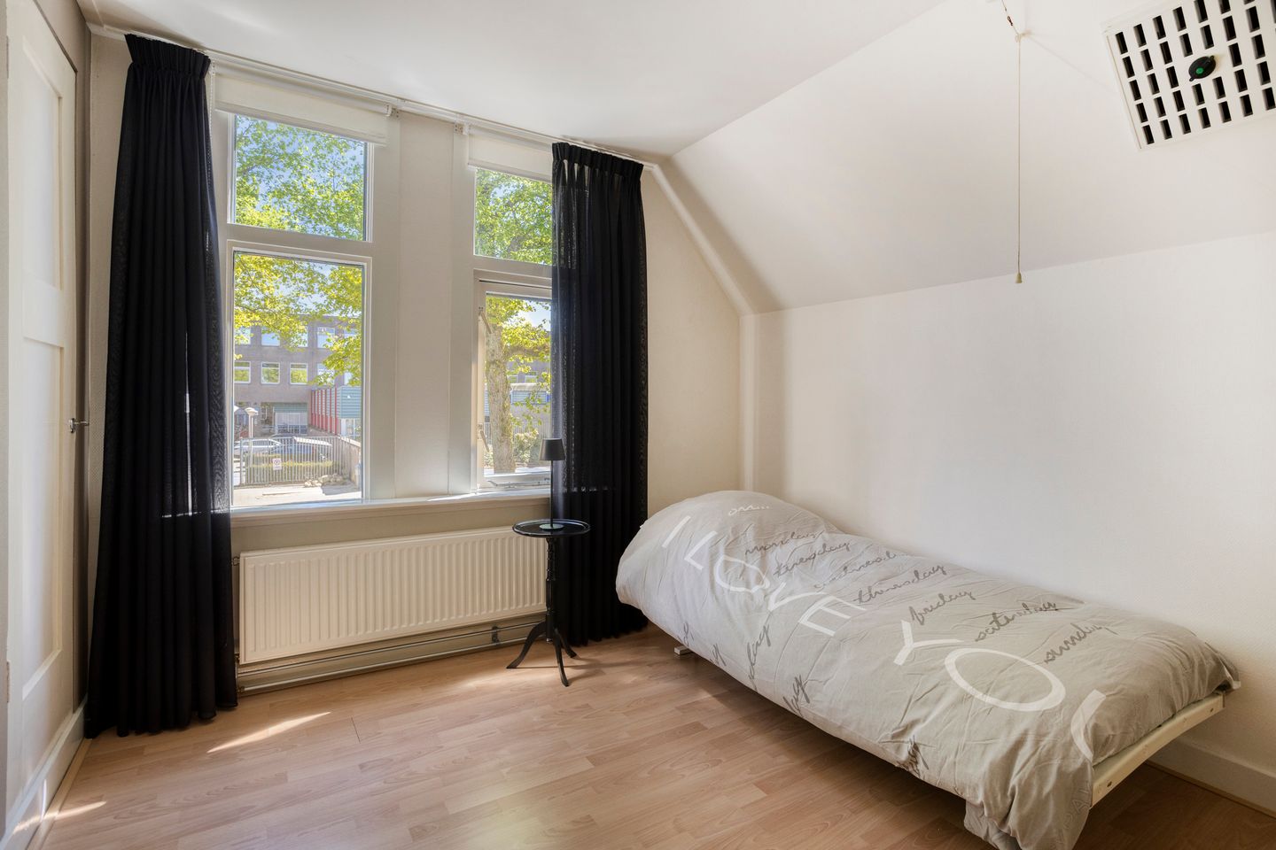 Foto 44 van Weerdingerstraat 40