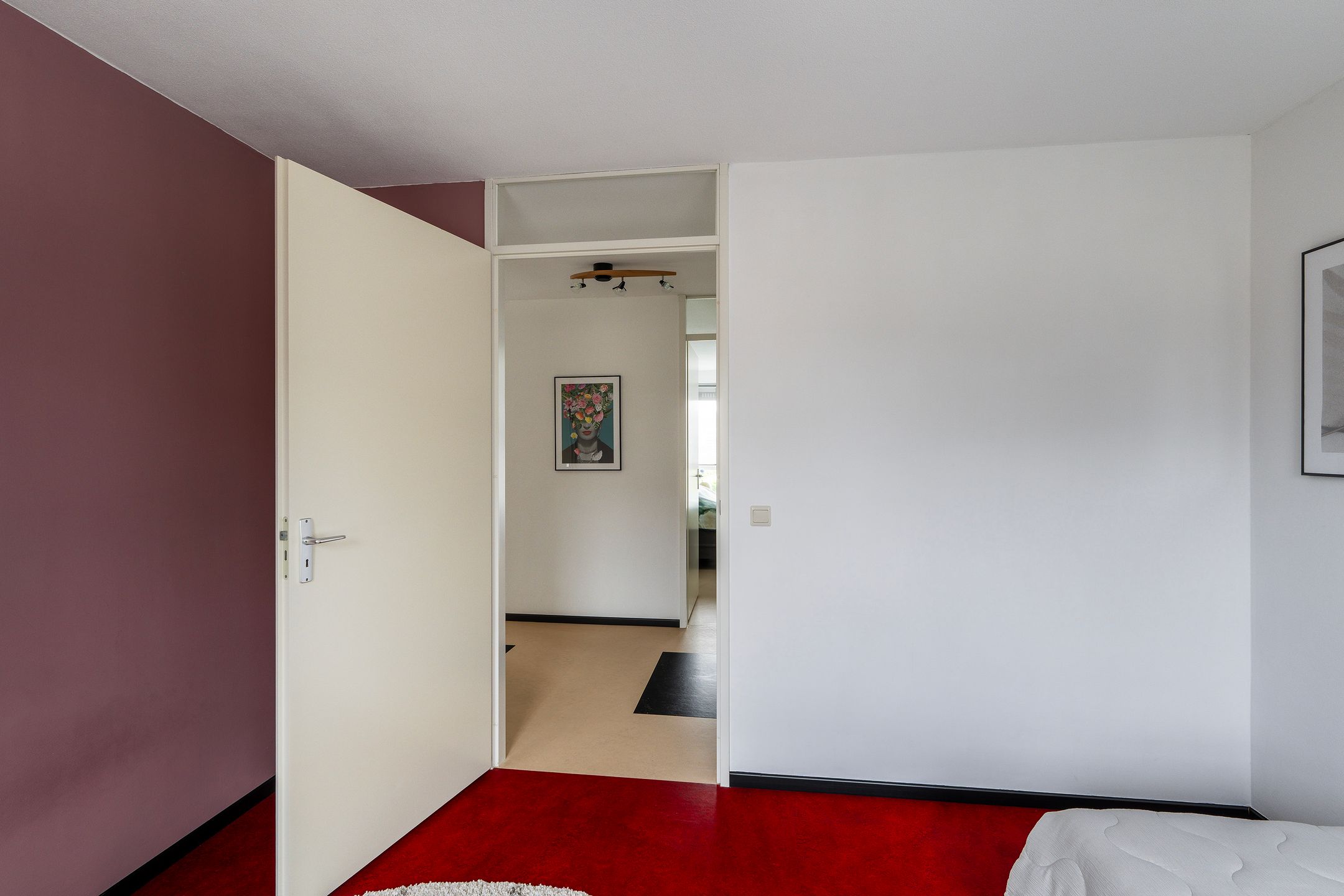 Photo 27 of Valkenierstraat 22