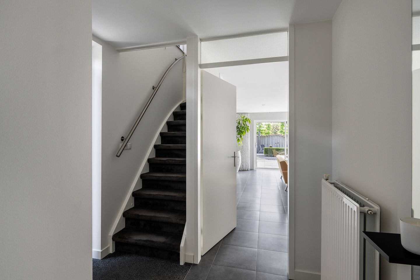 Photo 20 of Valkenierstraat 22