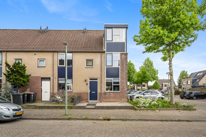Van den Broek-erf 145
