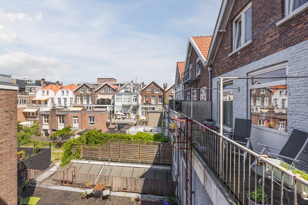 Photo 37 of Van Kinsbergenstraat 1-C